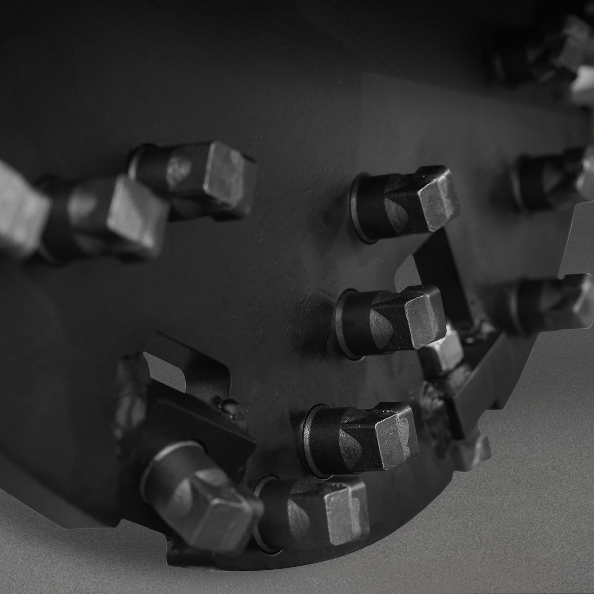 3-Point PTO Stump Grinder with 34 Carbide Teeth (PTO Shaft Included with Slip Clutch), for 15-45HP Tractor, SG24