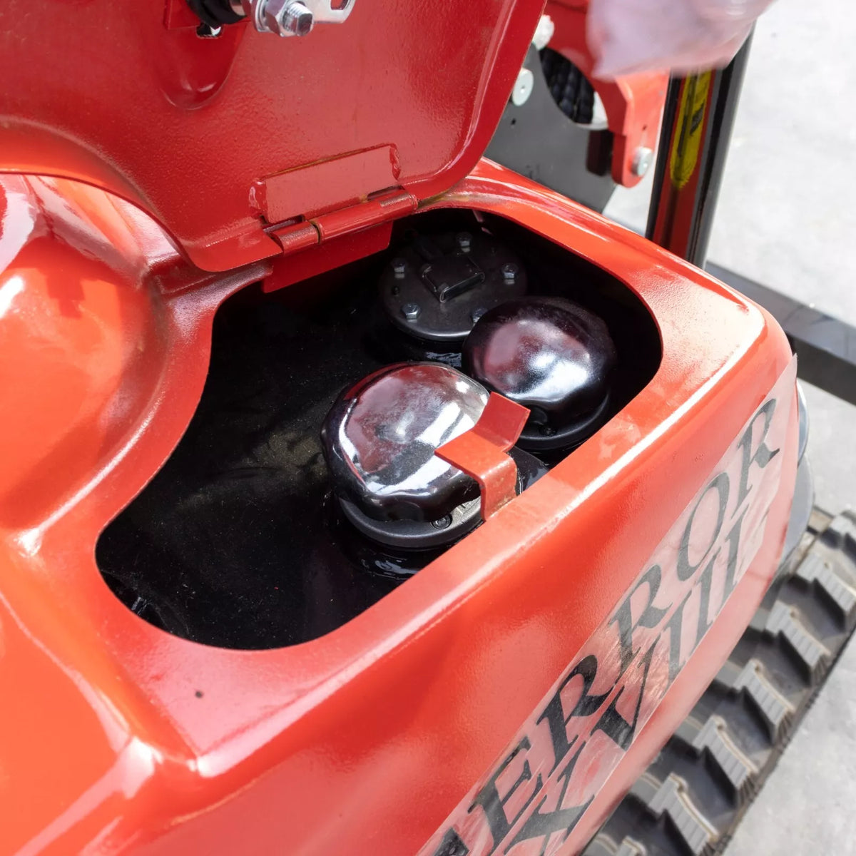 4,000 lbs Terror XVIII Mini Excavator, EPA Certified KUBOTA D902 Diesel Machine