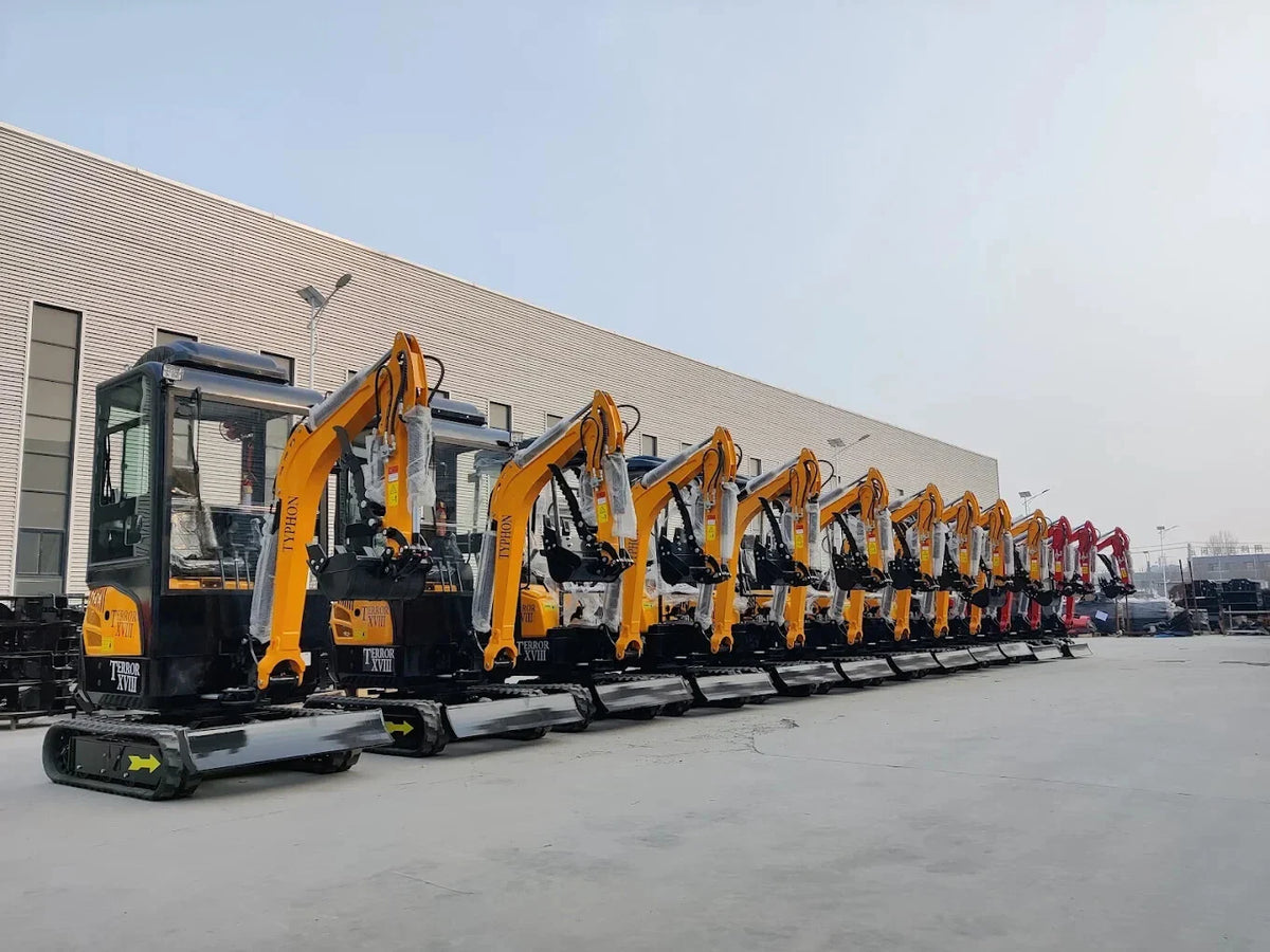 4,000 lbs Terror XVIII Mini Excavator, EPA Certified KUBOTA D902 Diesel Machine